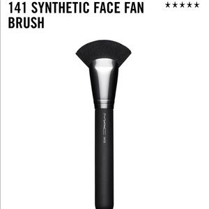 Mac fan face brush 141s only used twice 🎉